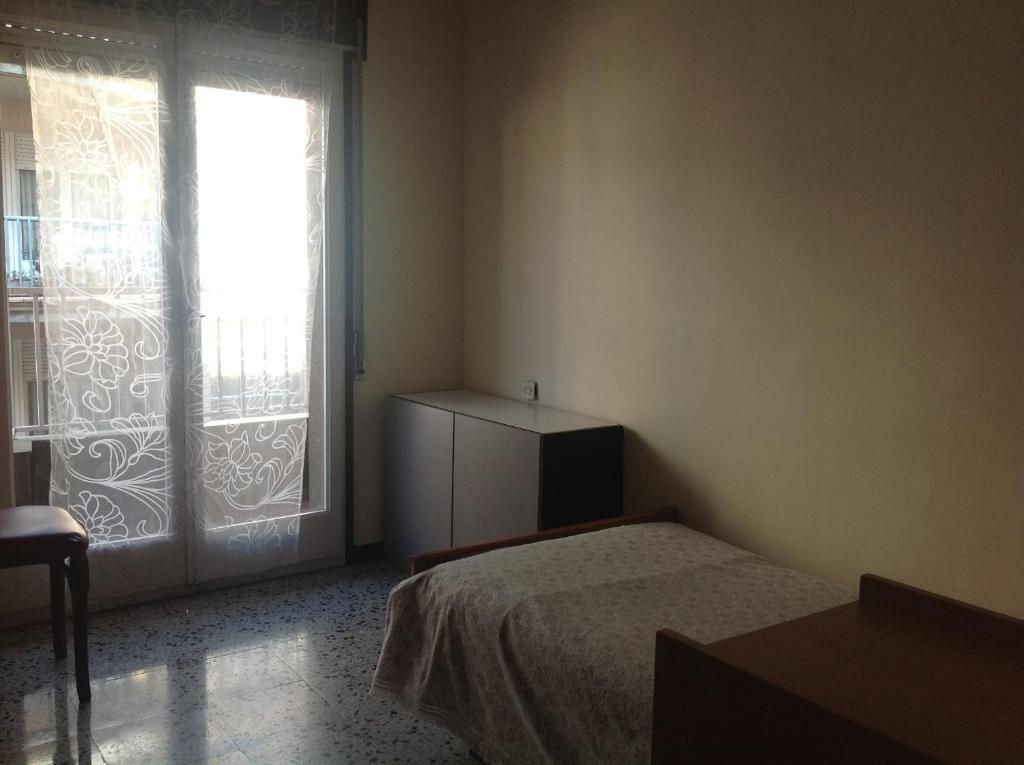 Hostel Alhambra Girona Ruang foto
