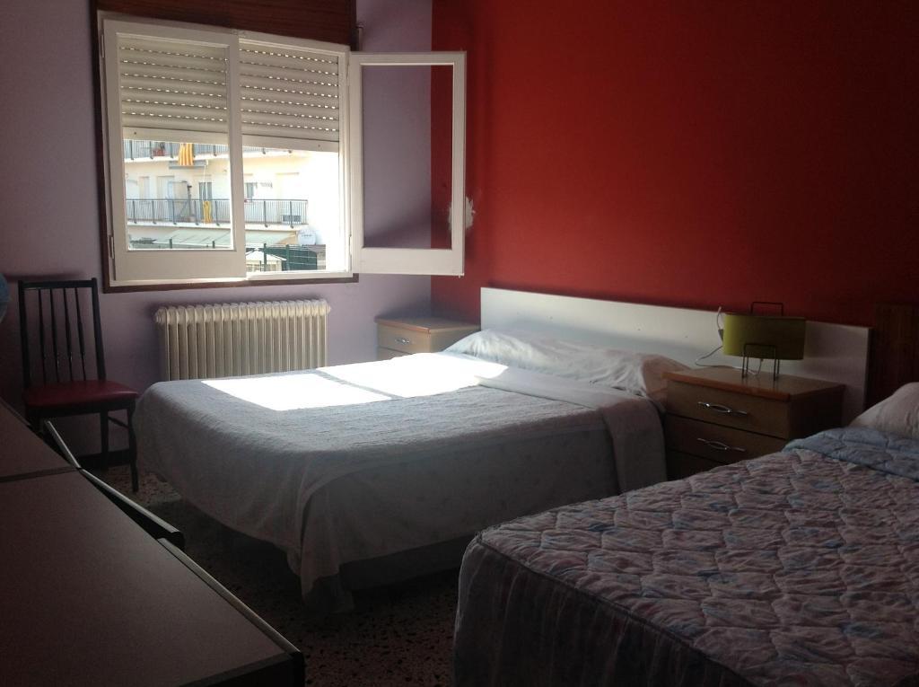 Hostel Alhambra Girona Ruang foto