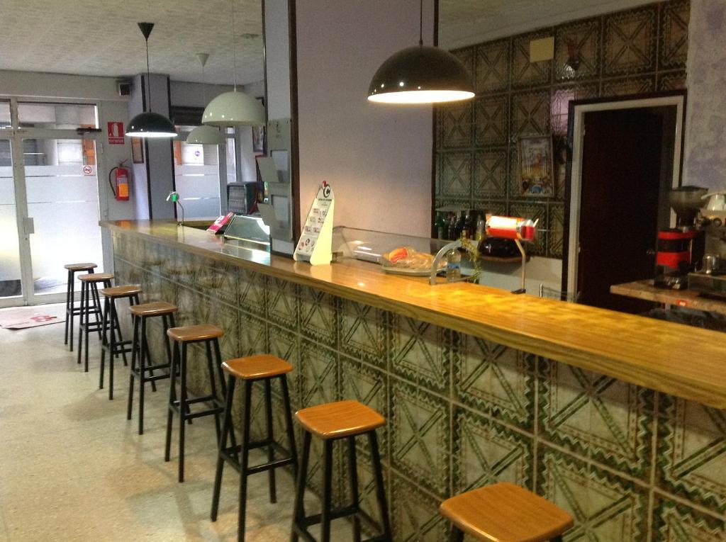 Hostel Alhambra Girona Ruang foto
